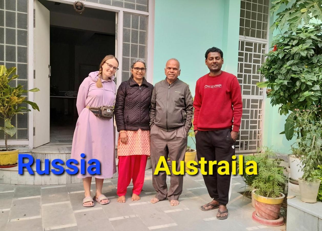 Kanak Home Stay Varanasi Exterior foto